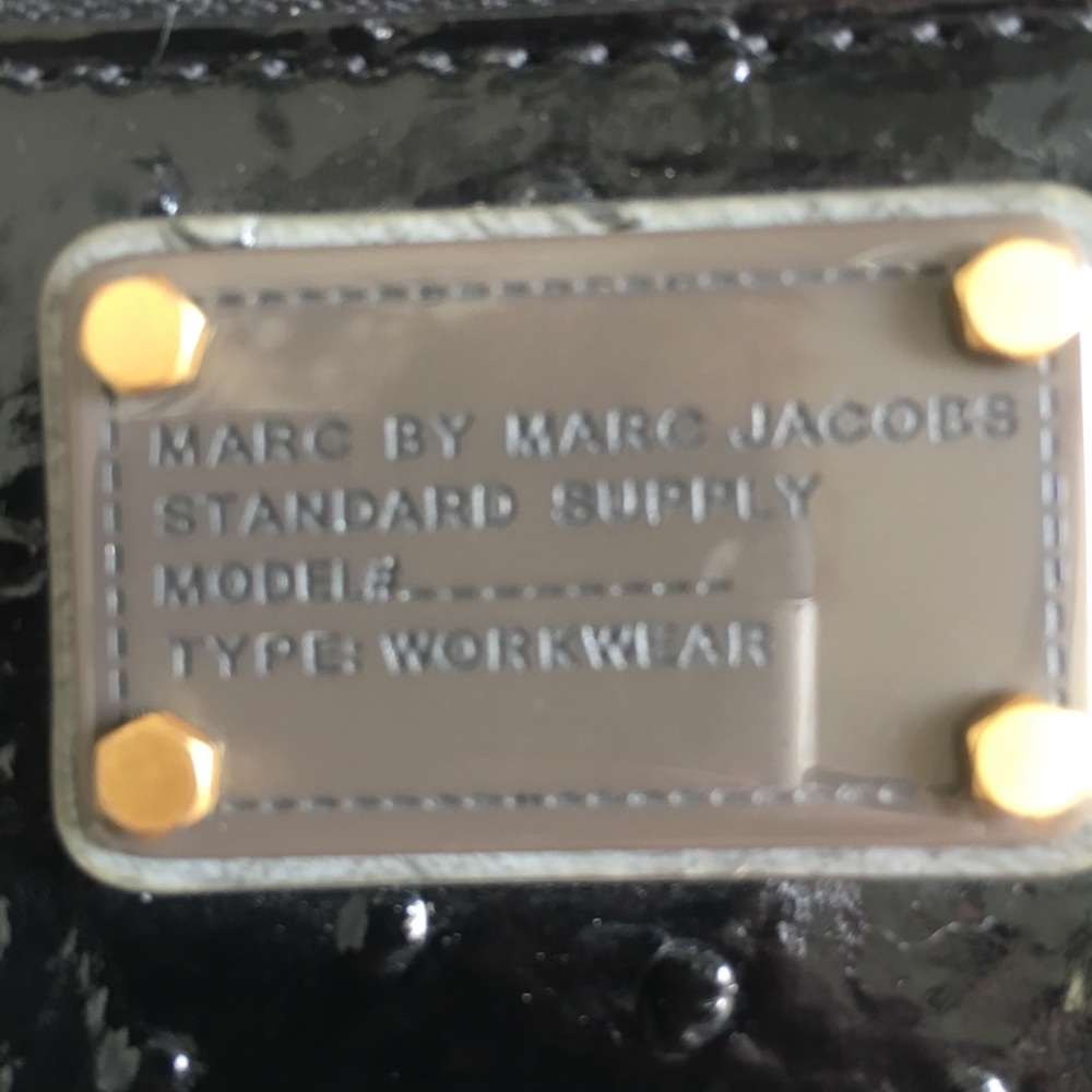 Purse - Picture 2 of 3